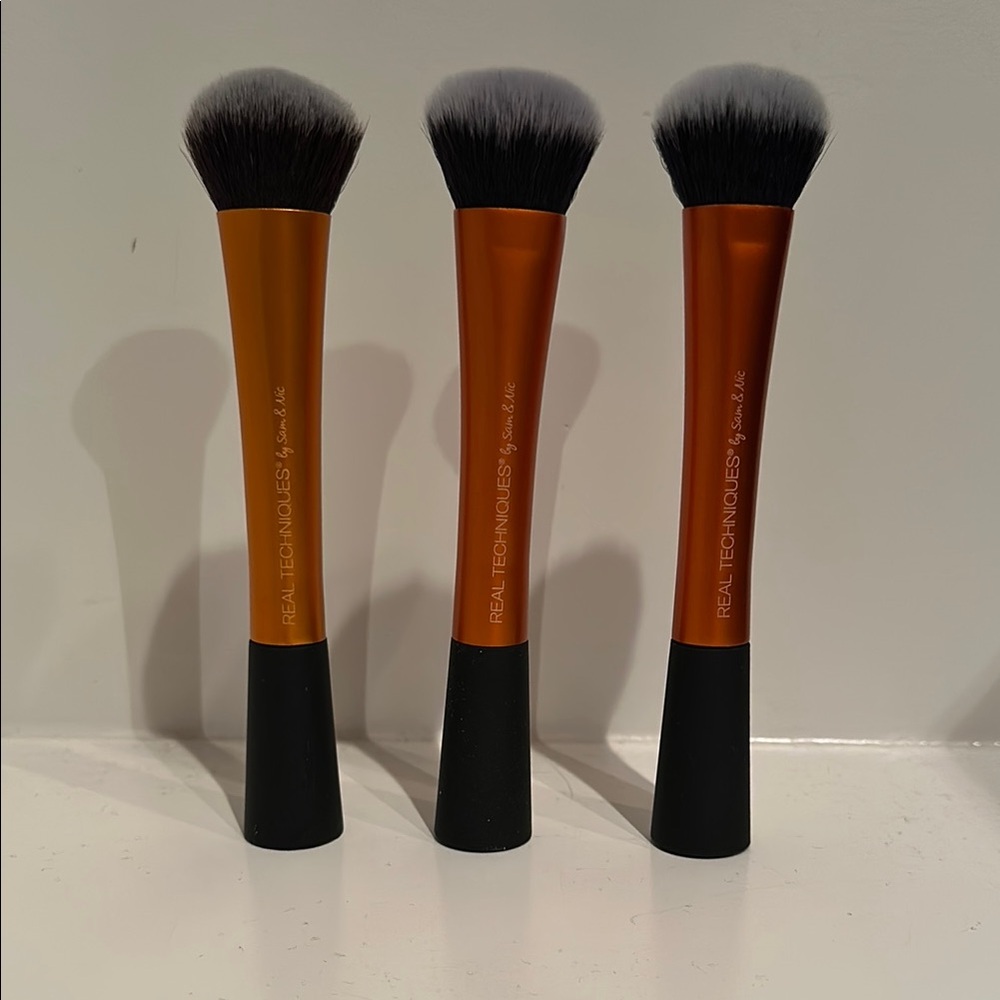 Three Real Techniques Expert Face Brush